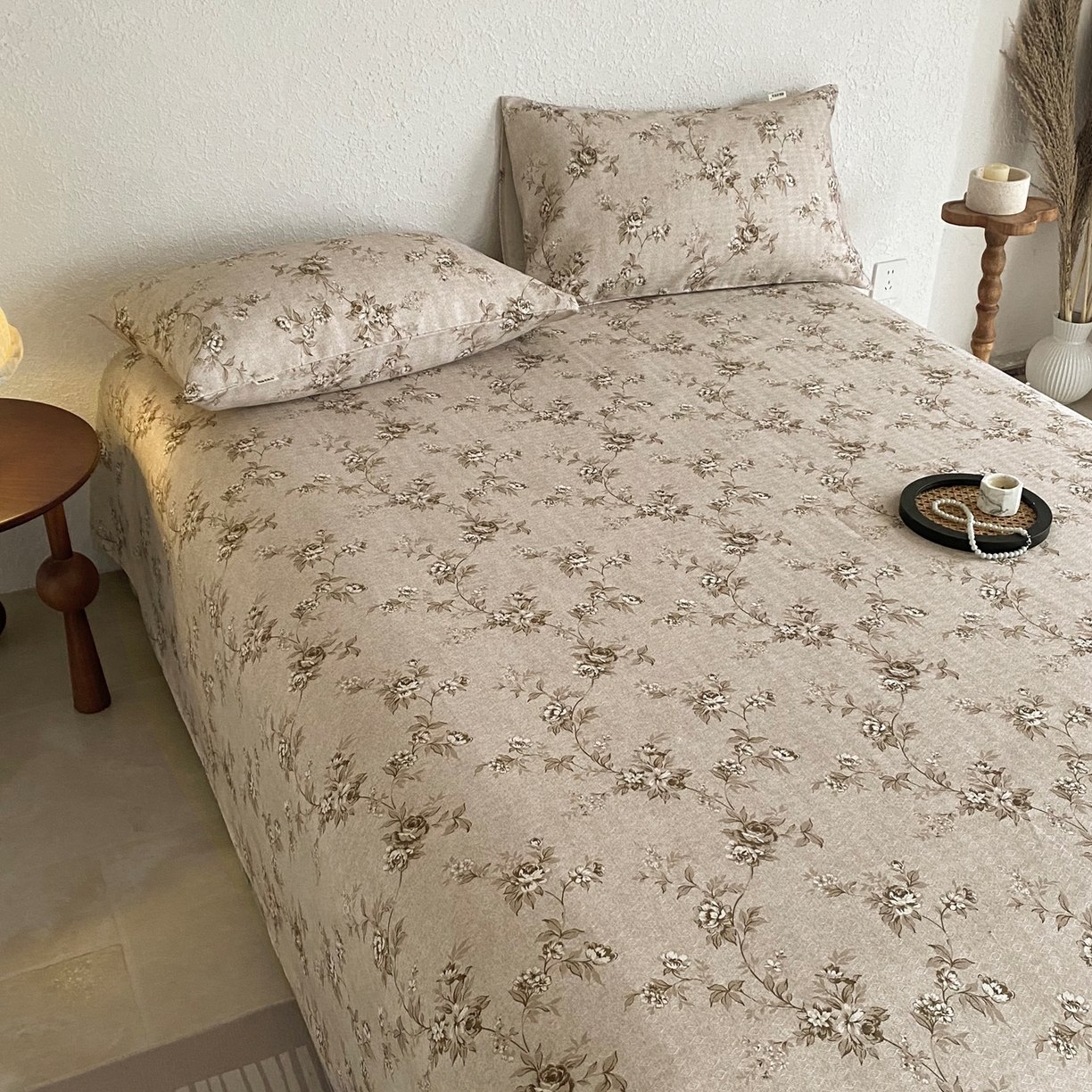 91家纺网 家纺一手货源 找家纺 首爱家纺 2026新款亚麻老粗布印花床单 岚溪