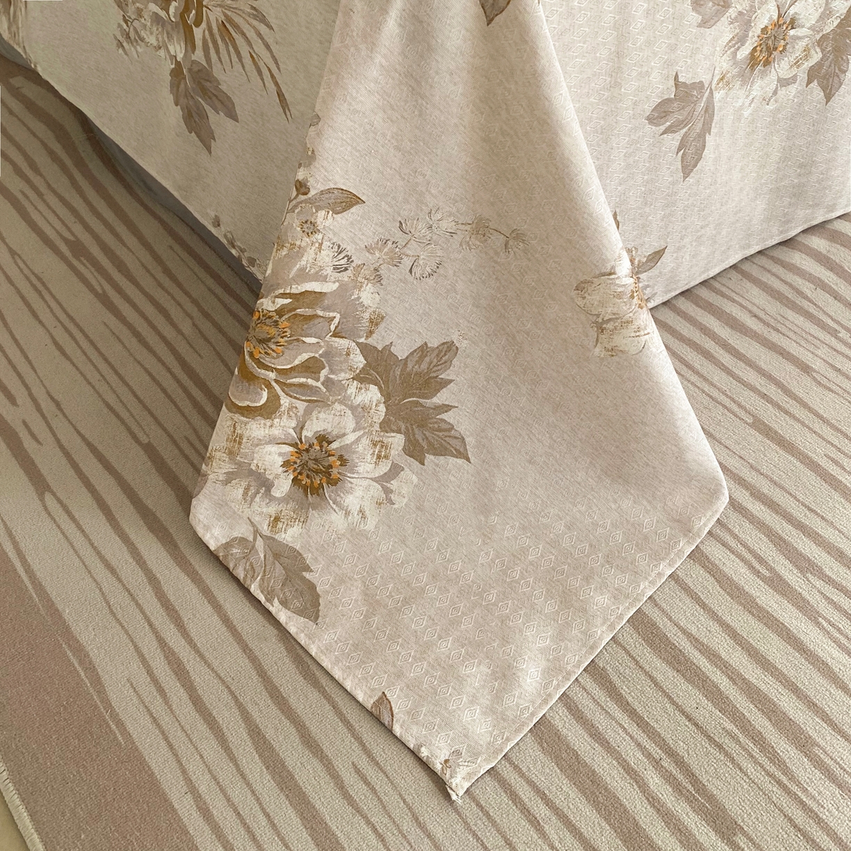 91家纺网 家纺一手货源 找家纺 首爱家纺 2026新款亚麻老粗布印花床单 晚棠