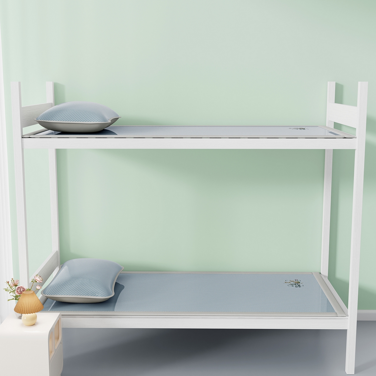 91家纺网 家纺一手货源 找家纺 奇丝雅 2026新款夏季A类艾草碳光凉席三明治冰丝凉席家用冰丝席可机洗学生宿舍上下铺空调软席三件套-学生床 艾草-蓝（三明治网底）