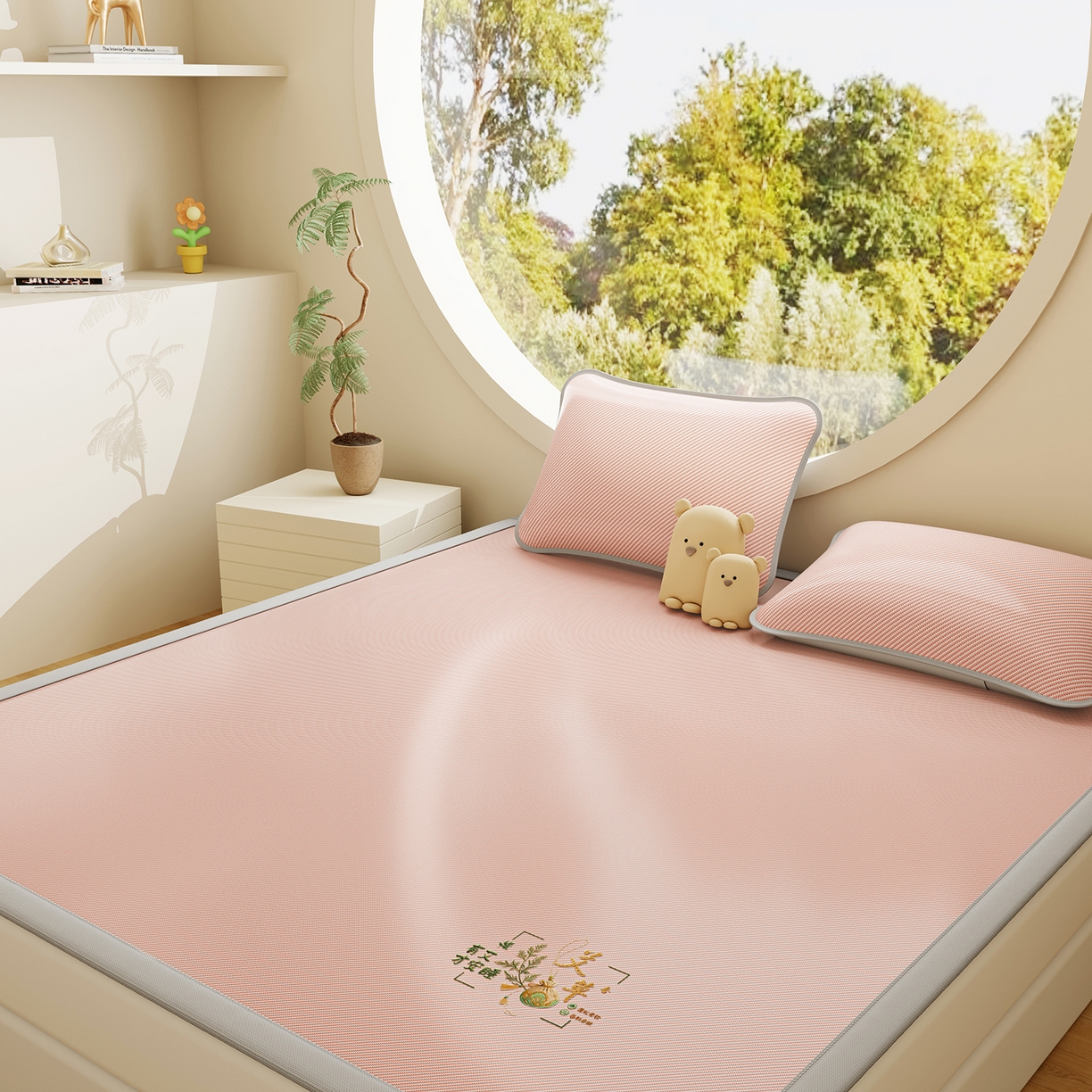 91家纺网 家纺一手货源 找家纺 奇丝雅 2026新款夏季A类艾草碳光凉席三明治冰丝凉席家用冰丝席可机洗学生宿舍上下铺空调软席三件套-大床 艾草-粉（三明治网底）