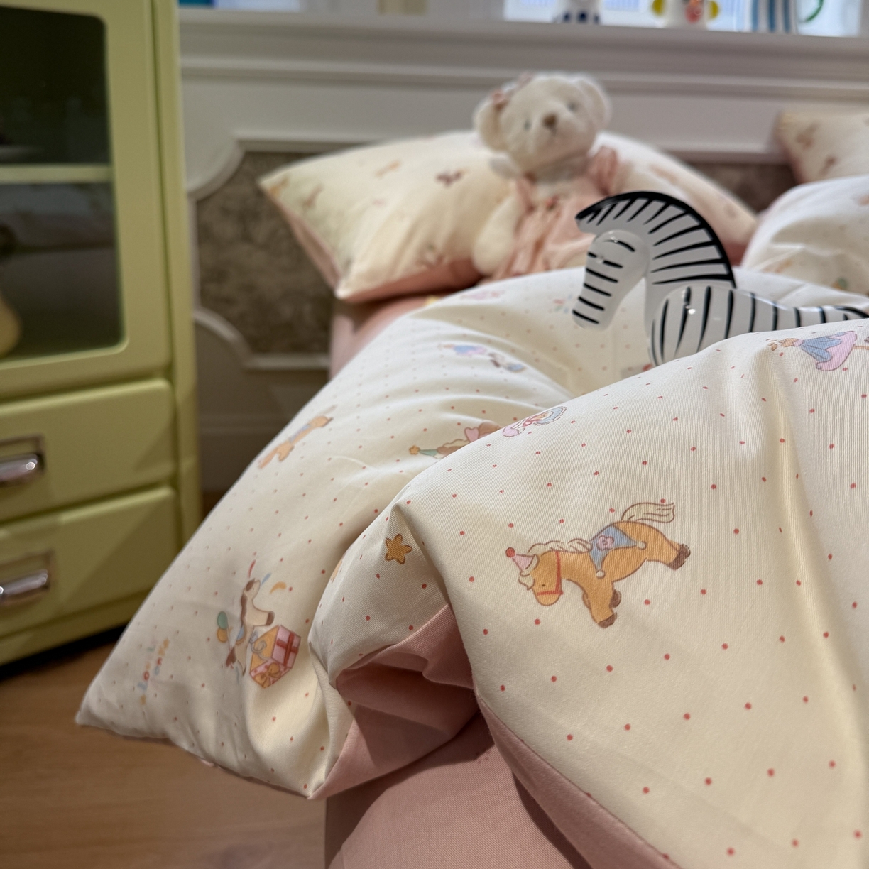 91家纺网 家纺一手货源 找家纺 呗旺鹿 2026新款全棉纯棉40支13070卡通印花四件套-第二波 礼物小马