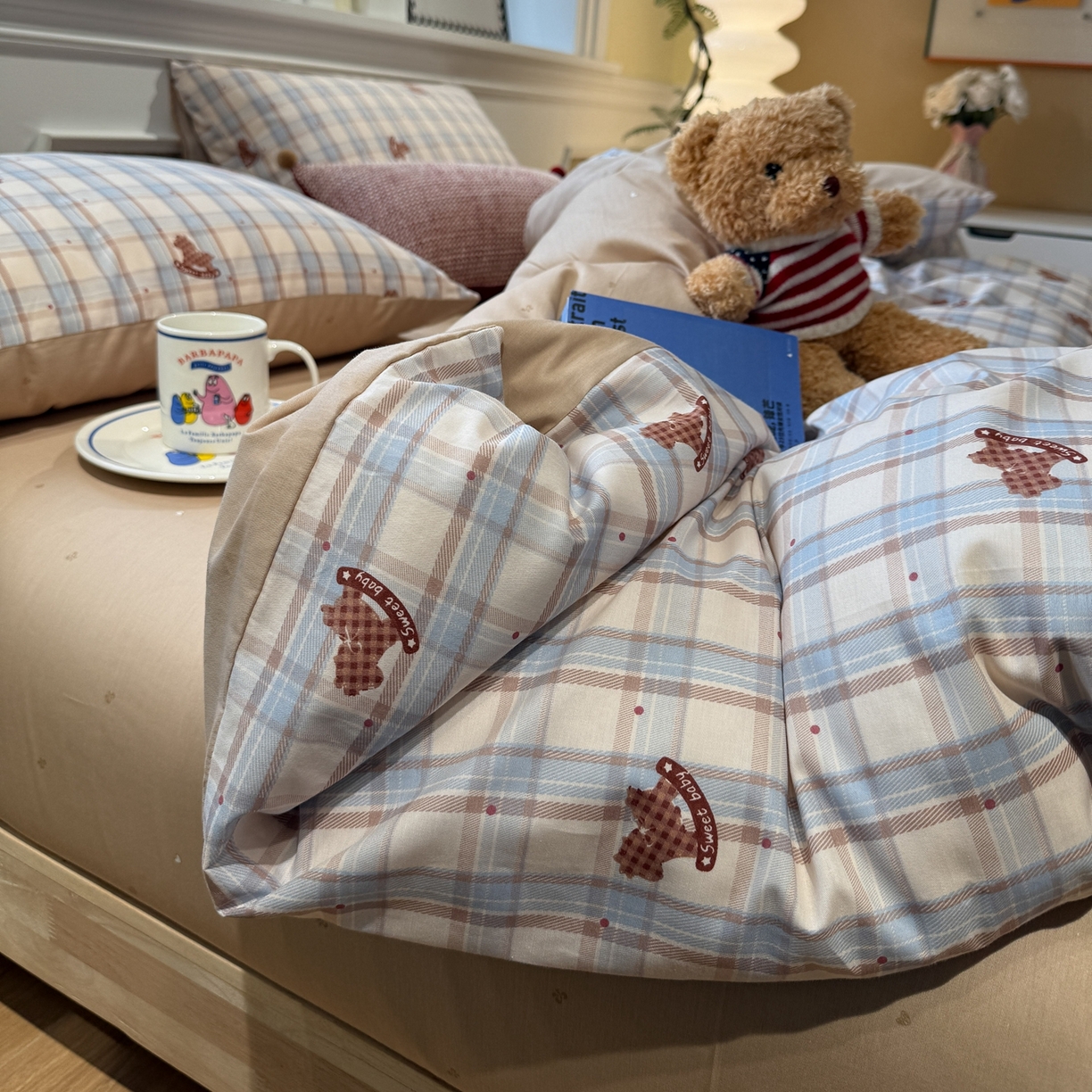 91家纺网 家纺一手货源 找家纺 呗旺鹿 2026新款全棉纯棉40支13070卡通印花四件套-第二波 蓝调木马