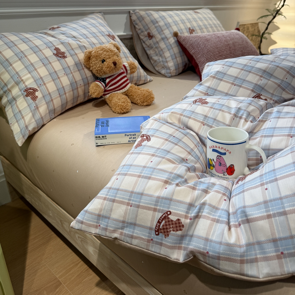 91家纺网 家纺一手货源 找家纺 呗旺鹿 2026新款全棉纯棉40支13070卡通印花四件套-第二波 蓝调木马