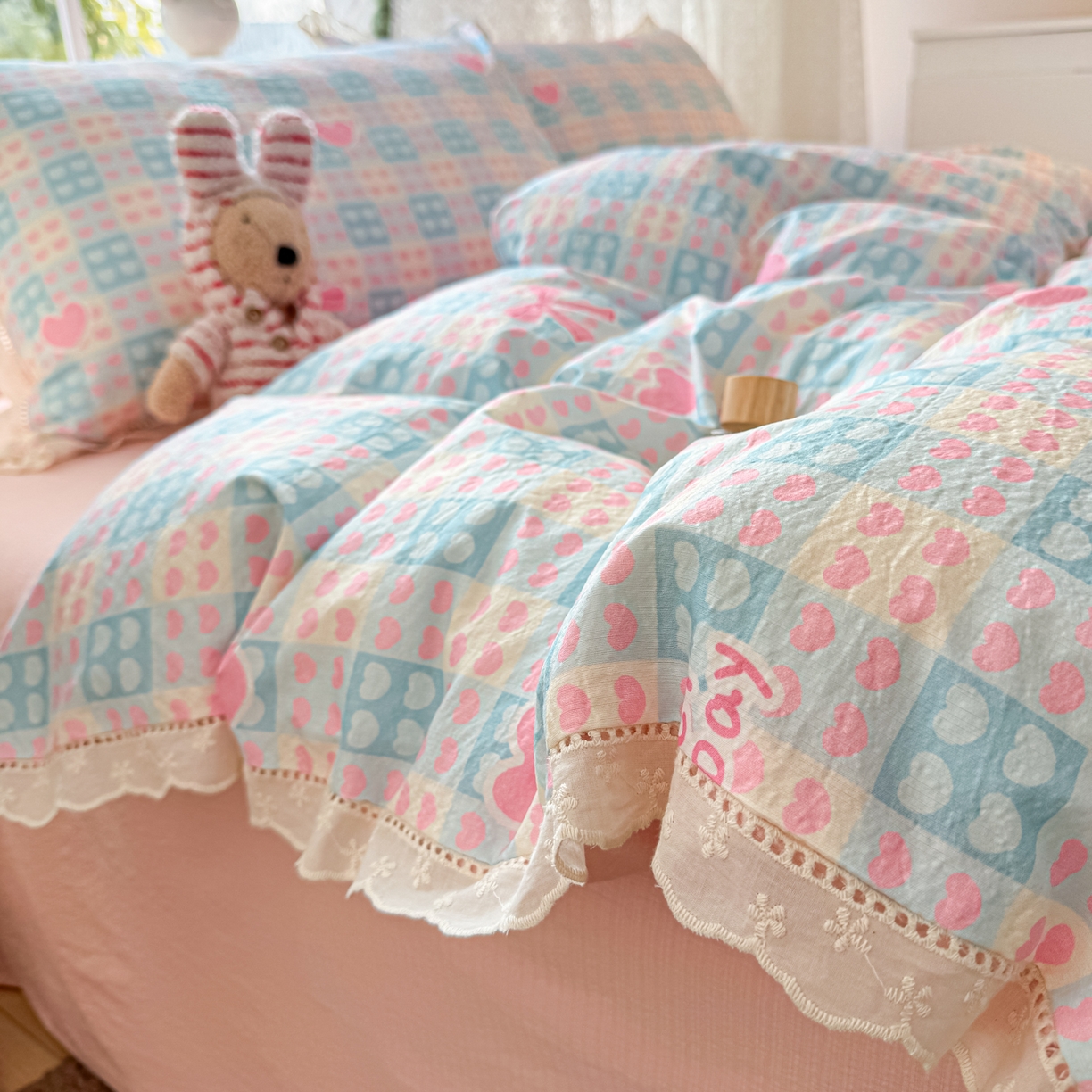 91家纺网 家纺一手货源 找家纺 （总）寻米 2026新款全棉镂空花边云感双层纱四件套