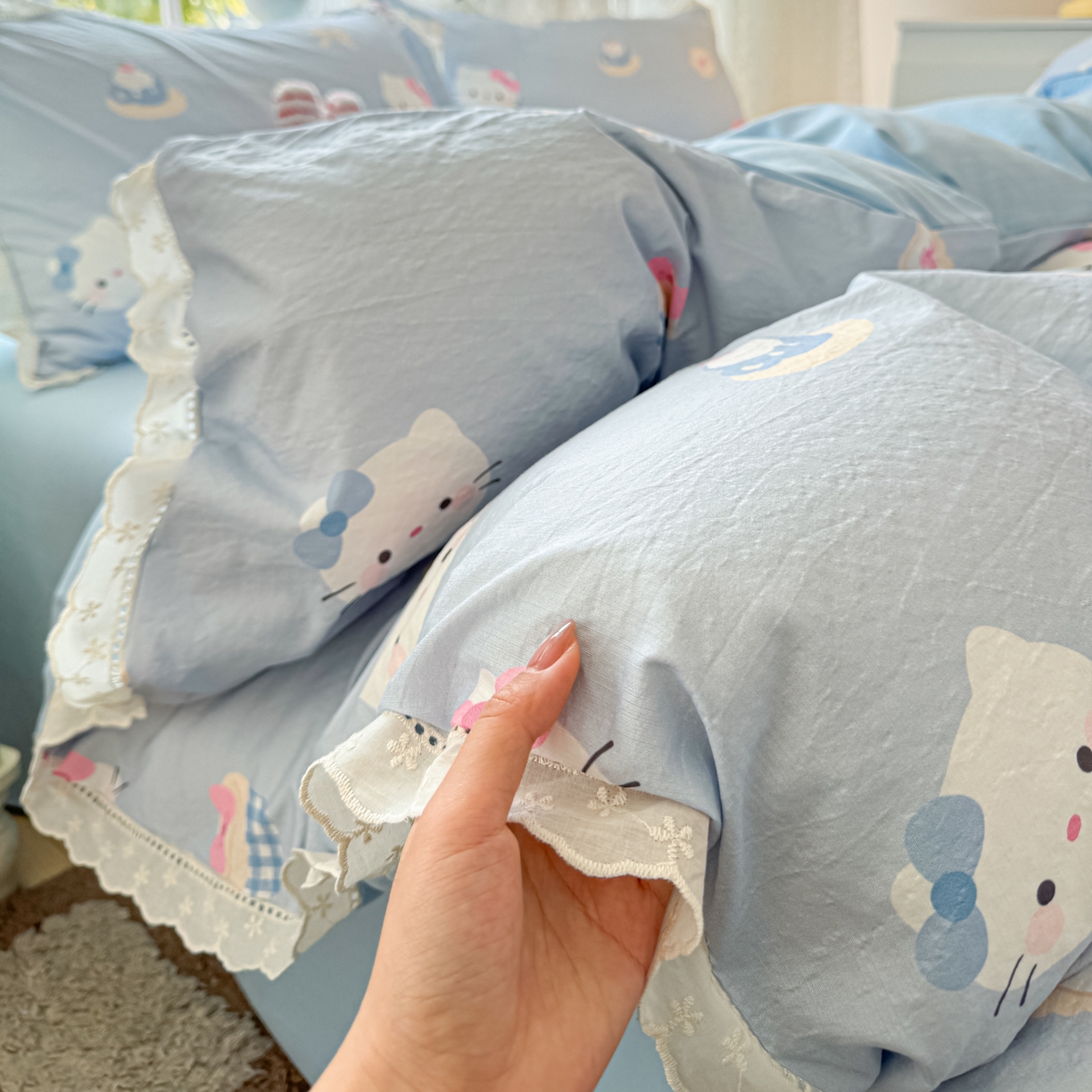 91家纺网 家纺一手货源 找家纺 寻米 2026新款全棉镂空花边云感双层纱四件套 海盐奶糖