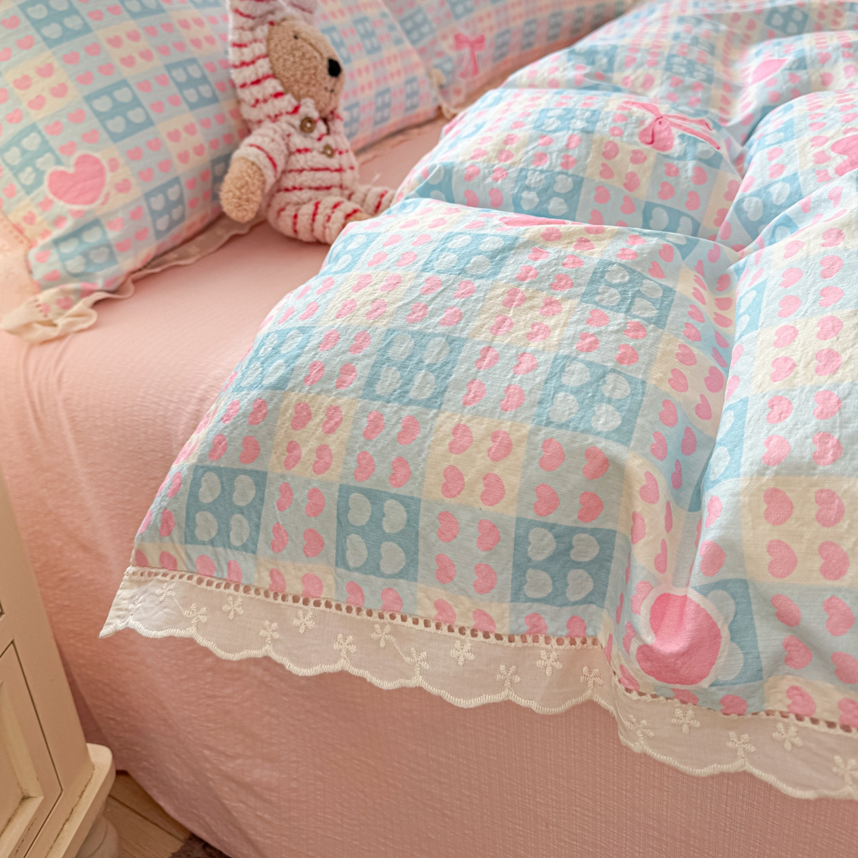 91家纺网 家纺一手货源 找家纺 （总）寻米 2026新款全棉镂空花边云感双层纱四件套