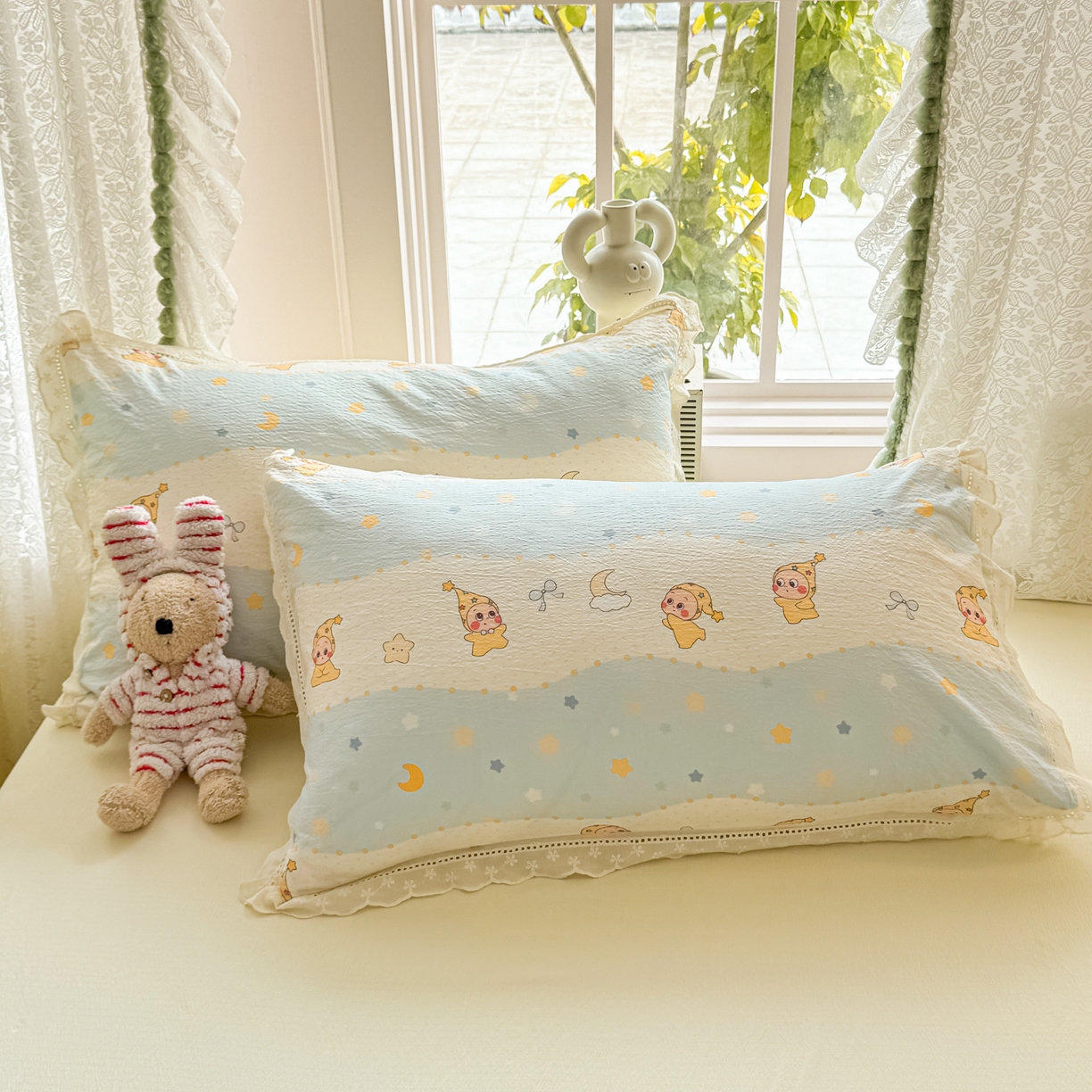 91家纺网 家纺一手货源 找家纺 寻米 2026新款全棉镂空花边云感双层纱四件套 晚安小宝