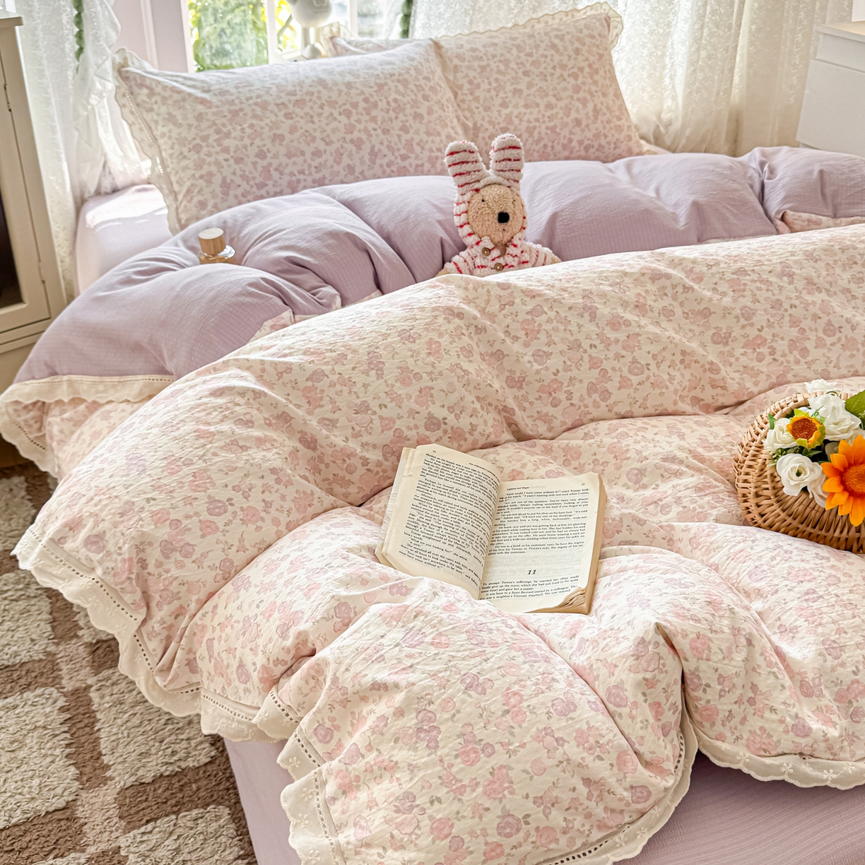 91家纺网 家纺一手货源 找家纺 寻米 2026新款全棉镂空花边云感双层纱四件套 春日玫瑰