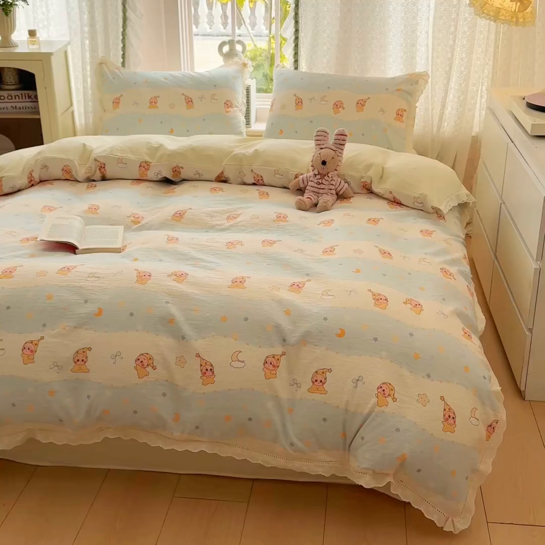 91家纺网 家纺一手货源 找家纺 寻米 2026新款全棉镂空花边云感双层纱四件套 晚安小宝