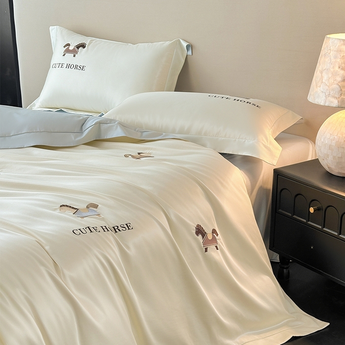 91家纺网 家纺一手货源 找家纺 618家纺 2026新款A类50S-100 支全长绒棉棉纯棉绣花四件套-爱马系列 爱马-米蓝