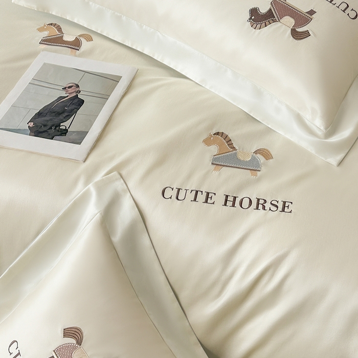 91家纺网 家纺一手货源 找家纺 618家纺 2026新款A类50S-100 支全长绒棉棉纯棉绣花四件套-爱马系列 爱马-米蓝