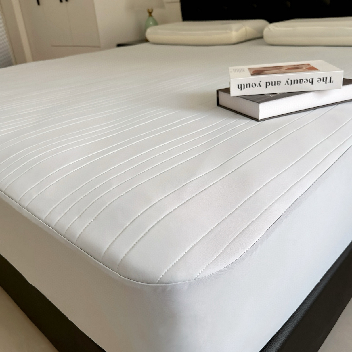 91家纺网 家纺一手货源 找家纺 兜米家居 2026新款夏日睡眠自然凉感夏凉垫 淡灰