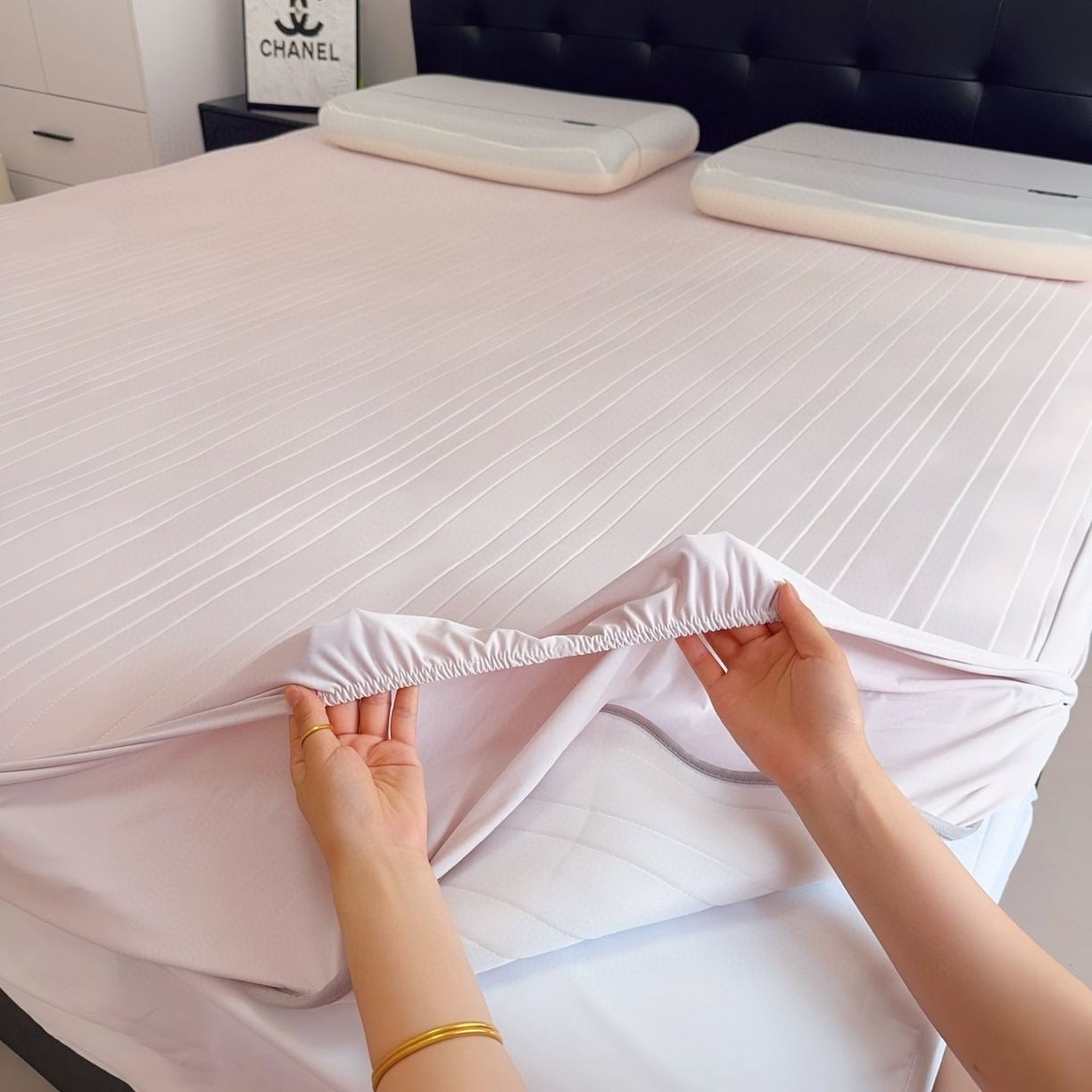 91家纺网 家纺一手货源 找家纺 兜米家居 2026新款夏日睡眠自然凉感夏凉垫 浅粉