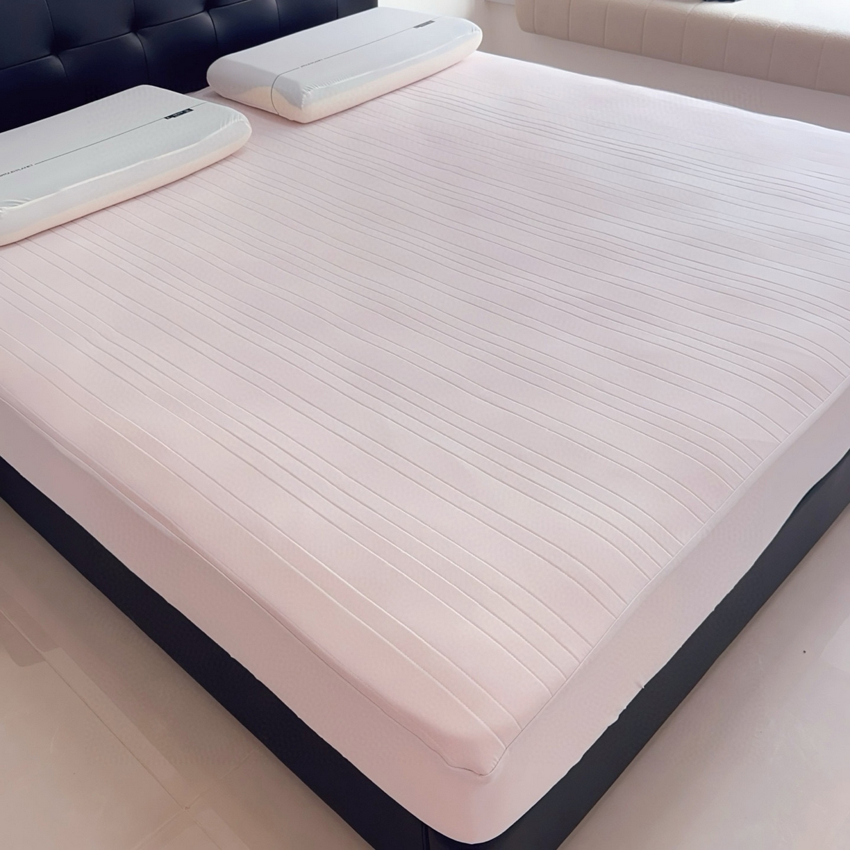 91家纺网 家纺一手货源 找家纺 兜米家居 2026新款夏日睡眠自然凉感夏凉垫 浅粉