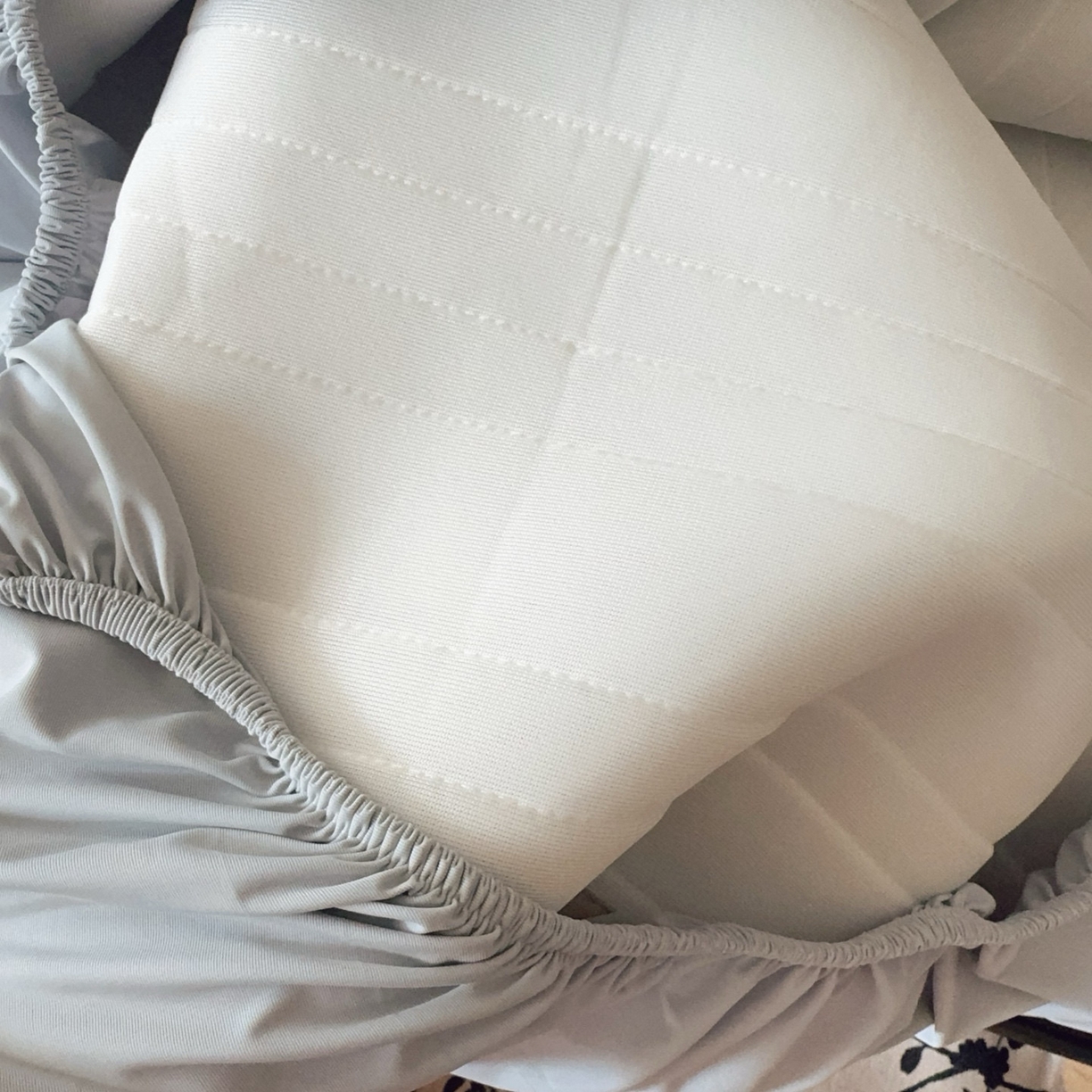 91家纺网 家纺一手货源 找家纺 兜米家居 2026新款夏日睡眠自然凉感夏凉垫 淡灰