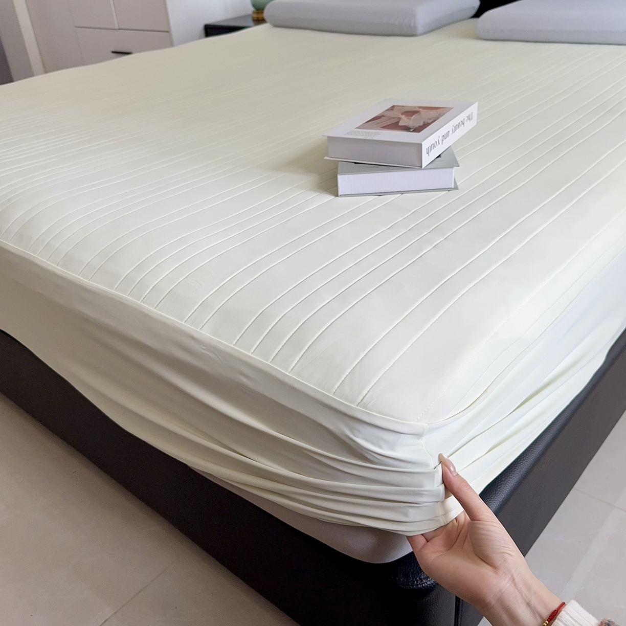 91家纺网 家纺一手货源 找家纺 兜米家居 2026新款夏日睡眠自然凉感夏凉垫 浅黄