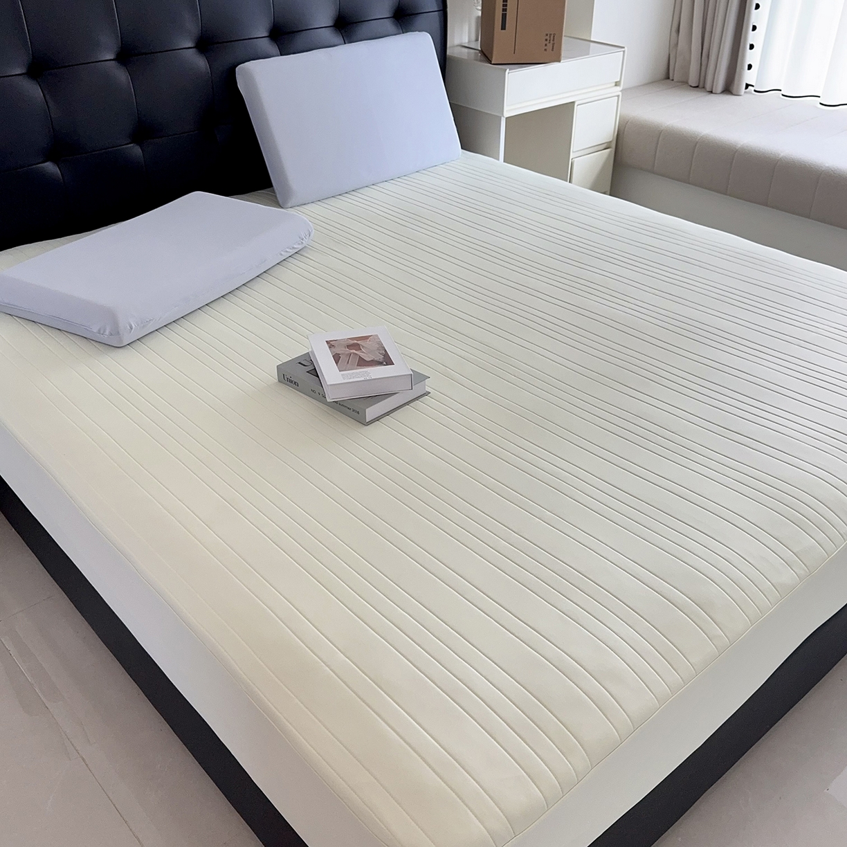 91家纺网 家纺一手货源 找家纺 兜米家居 2026新款夏日睡眠自然凉感夏凉垫 浅黄