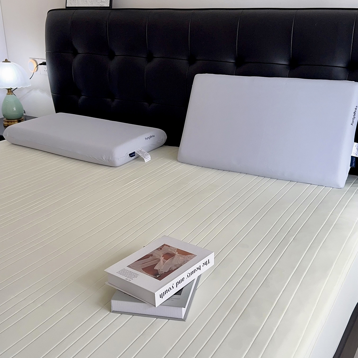 91家纺网 家纺一手货源 找家纺 兜米家居 2026新款夏日睡眠自然凉感夏凉垫 浅黄