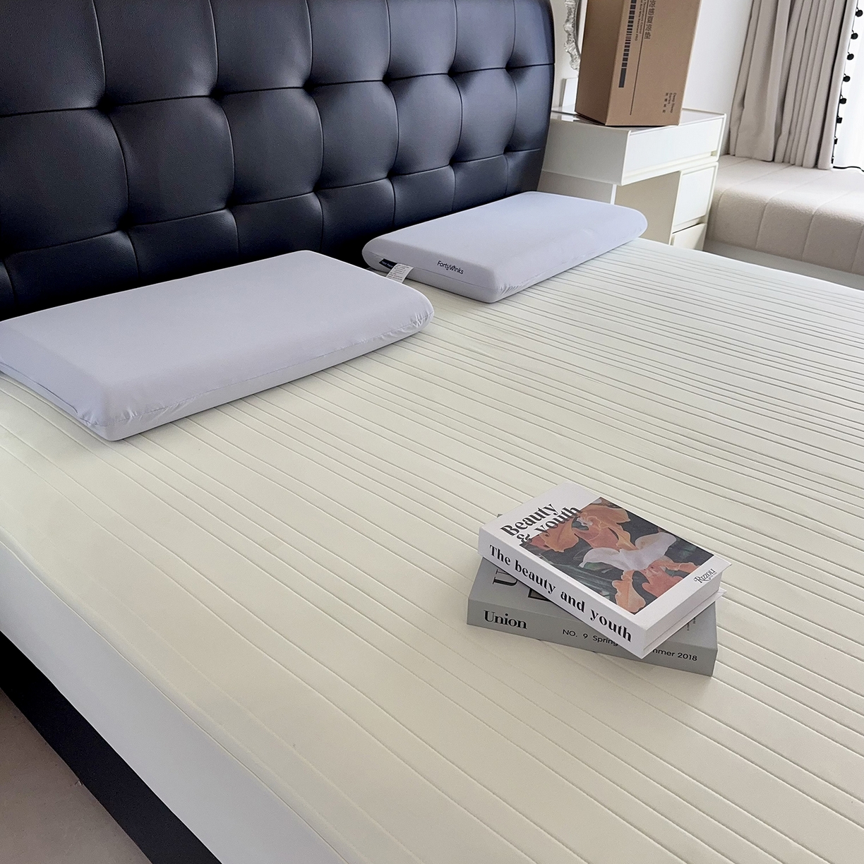 91家纺网 家纺一手货源 找家纺 兜米家居 2026新款夏日睡眠自然凉感夏凉垫 浅黄