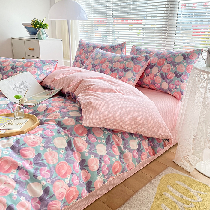 91家纺网 家纺一手货源 找家纺 宇彬家纺 2026直播新款13372A类全棉纯棉印花床单床笠款四件套和单被套喷气清新简约 花香丽影