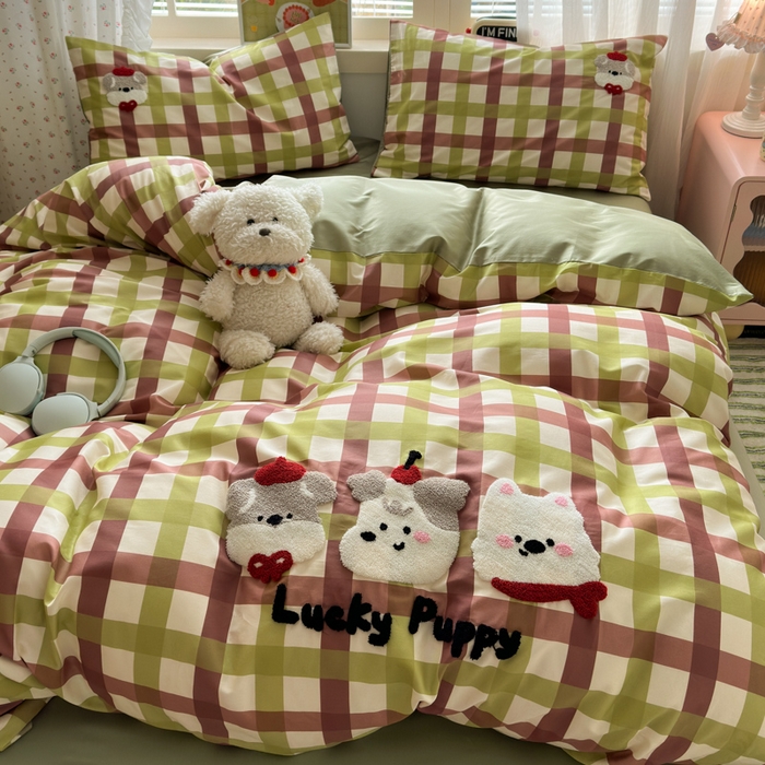 91家纺网 家纺一手货源 找家纺 曼之夏 2026新款50支长绒棉毛巾绣四件套 幸运小狗