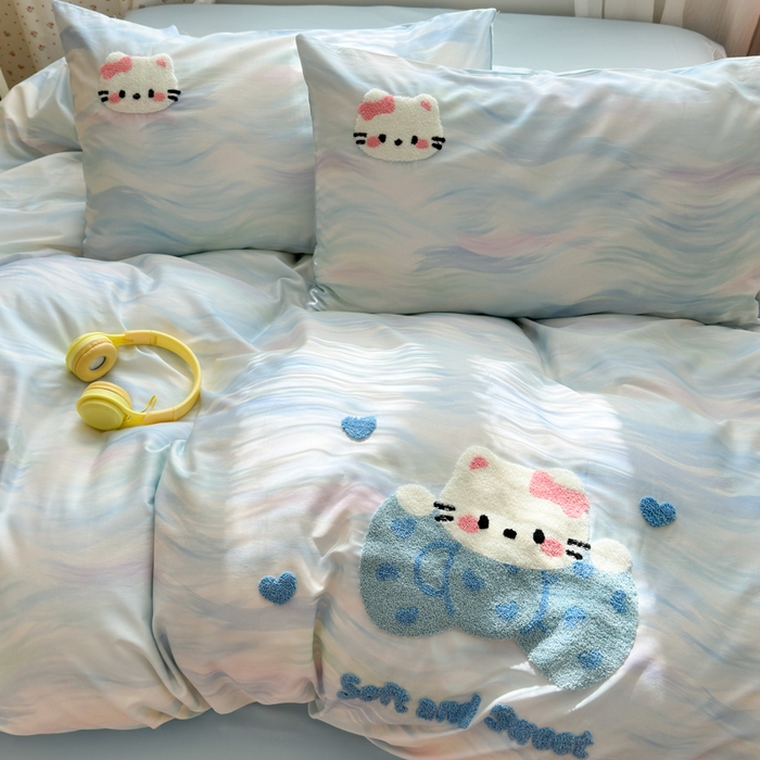 91家纺网 家纺一手货源 找家纺 曼之夏 2026新款50支长绒棉毛巾绣四件套 油画猫咪