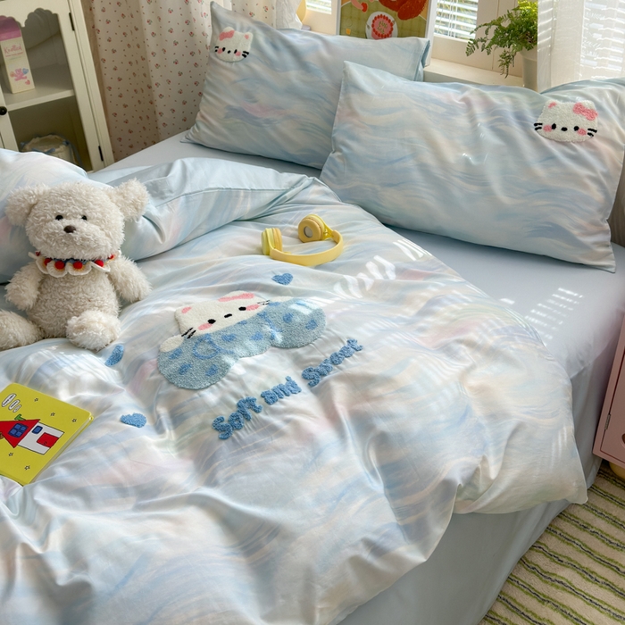 91家纺网 家纺一手货源 找家纺 曼之夏 2026新款50支长绒棉毛巾绣四件套 油画猫咪