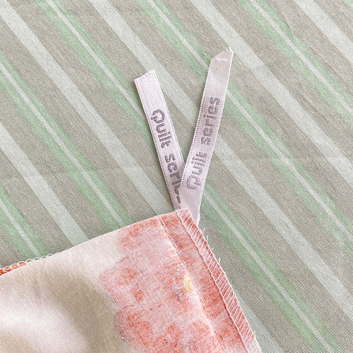 91家纺网 家纺一手货源 找家纺 宇彬家纺 2026直播新款13372A类全棉纯棉印花床单床笠款四件套和单被套喷气清新简约 浅尝春色