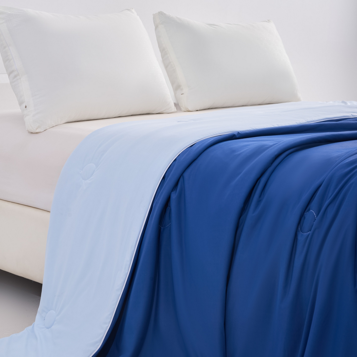 91家纺网 家纺一手货源 找家纺 漫仙阁家纺 2026年新款纯色凉感丝夏被空调被学生宿舍夏被夏凉被 浅蓝+深蓝