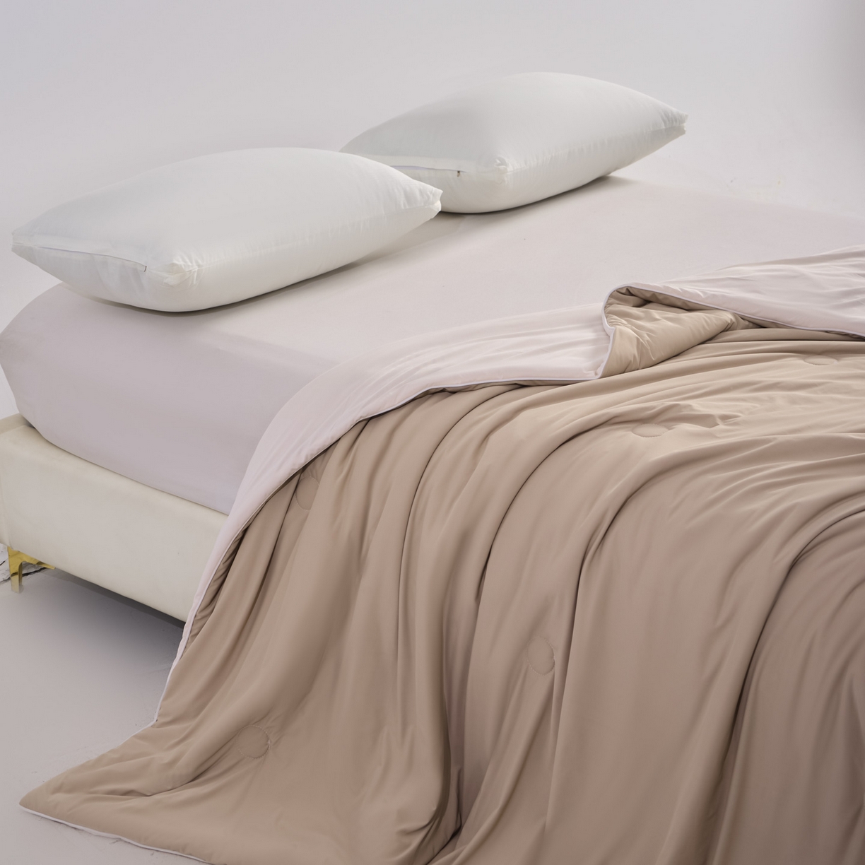 91家纺网 家纺一手货源 找家纺 漫仙阁家纺 2026年新款纯色凉感丝夏被空调被学生宿舍夏被夏凉被 奶油白+浅咖