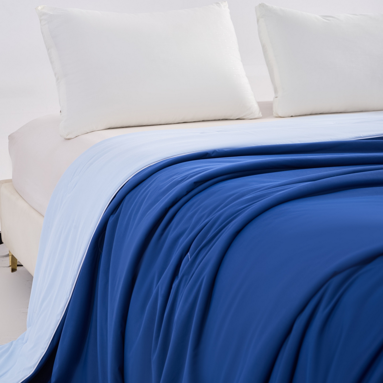 91家纺网 家纺一手货源 找家纺 漫仙阁家纺 2026年新款纯色凉感丝夏被空调被学生宿舍夏被夏凉被 浅蓝+深蓝