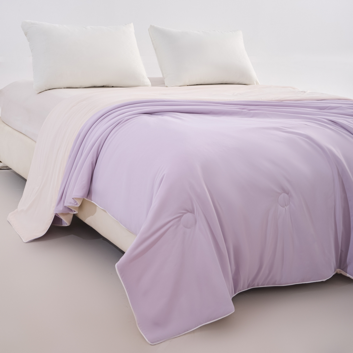 91家纺网 家纺一手货源 找家纺 漫仙阁家纺 2026年新款纯色凉感丝夏被空调被学生宿舍夏被夏凉被 奶油白+浅紫