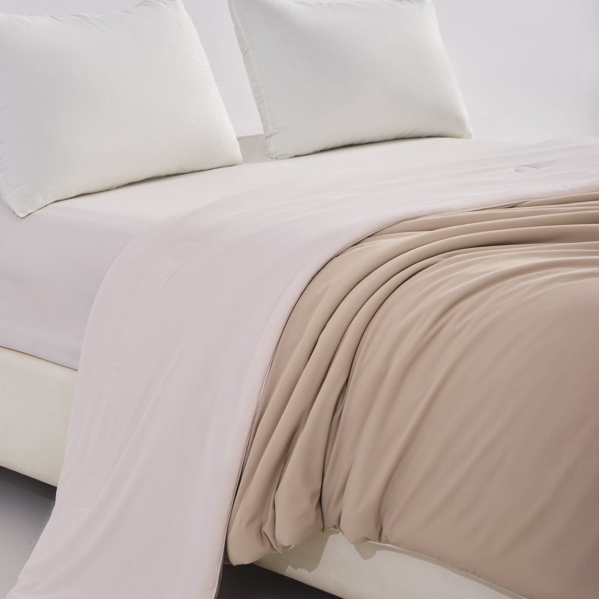 91家纺网 家纺一手货源 找家纺 漫仙阁家纺 2026年新款纯色凉感丝夏被空调被学生宿舍夏被夏凉被 奶油白+浅咖