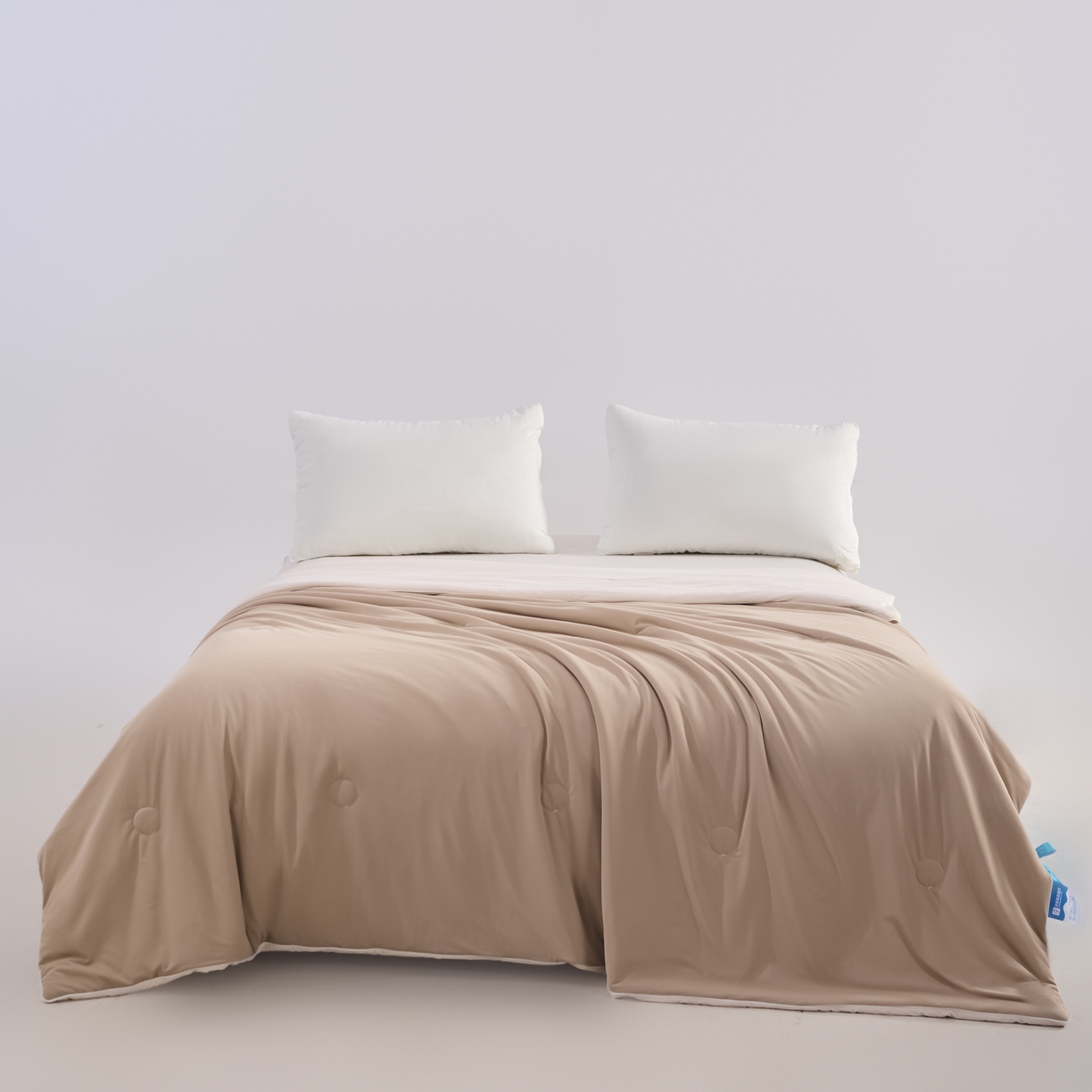 91家纺网 家纺一手货源 找家纺 漫仙阁家纺 2026年新款纯色凉感丝夏被空调被学生宿舍夏被夏凉被 奶油白+浅咖