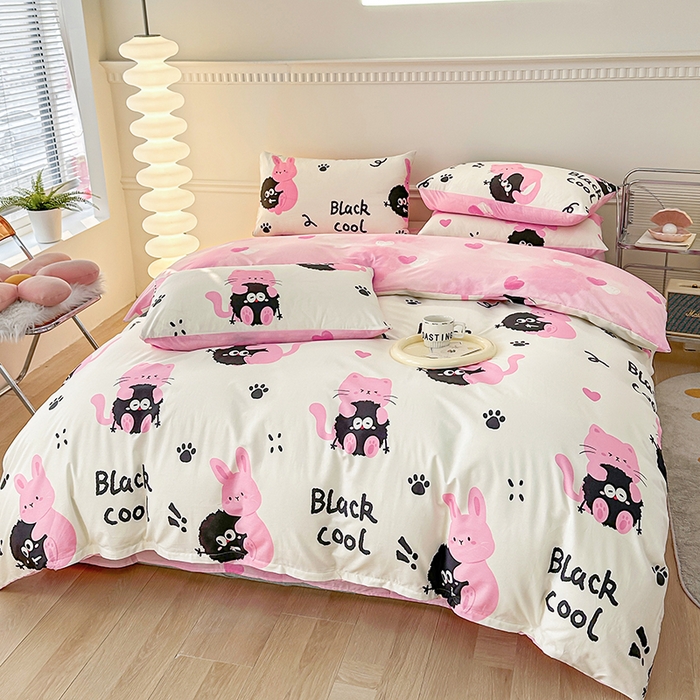 91家纺网 家纺一手货源 找家纺 宇彬家纺 2026直播新款13372A类全棉纯棉印花床单床笠款四件套和单被套喷气清新简约 黑大帅