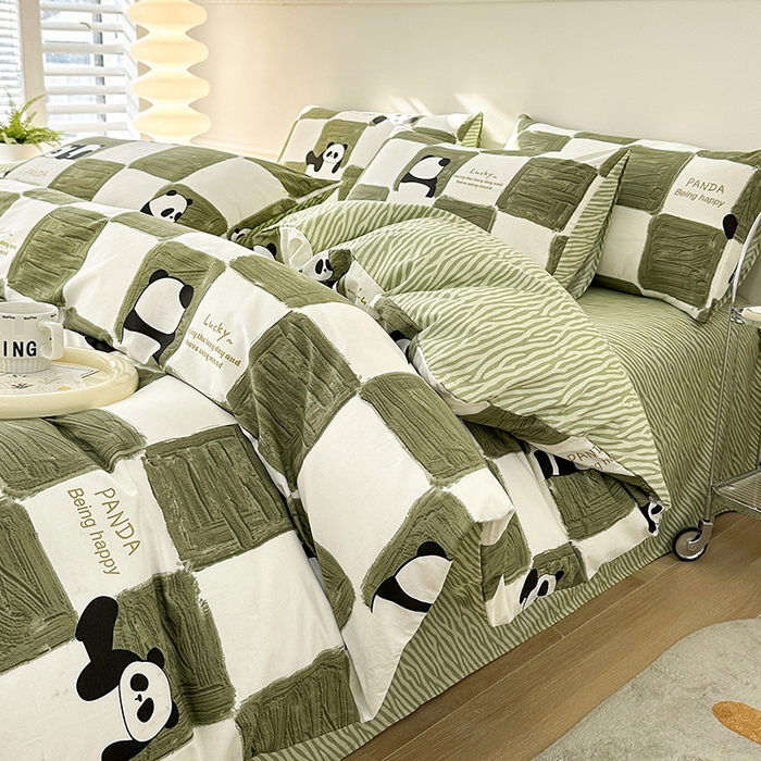 91家纺网 家纺一手货源 找家纺 宇彬家纺 2026直播新款13372A类全棉纯棉印花床单床笠款四件套和单被套喷气清新简约 熊猫胖达