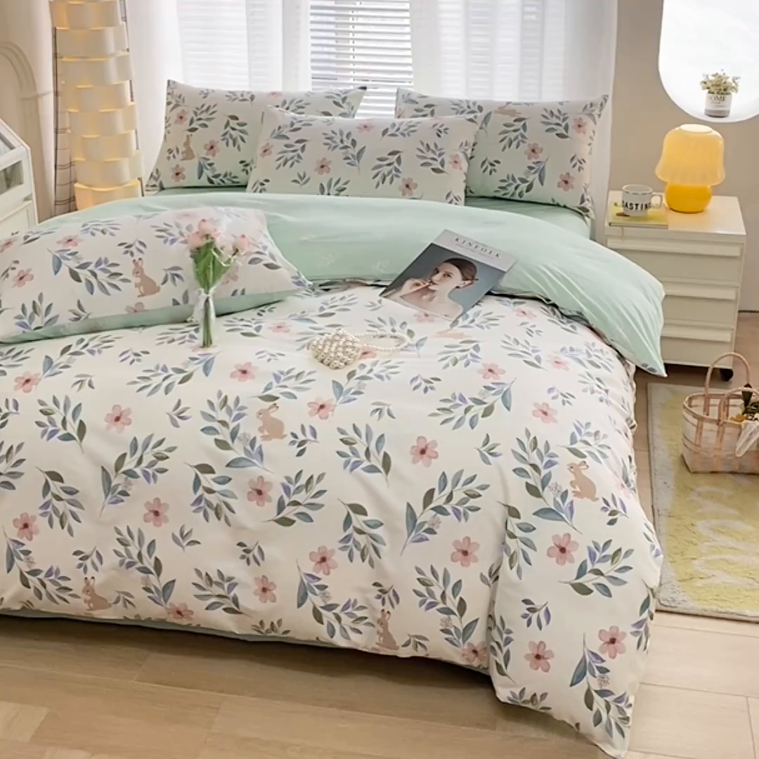 91家纺网 家纺一手货源 找家纺 宇彬家纺 2026直播新款13372A类全棉纯棉印花床单床笠款四件套和单被套喷气清新简约 轻纱漫舞