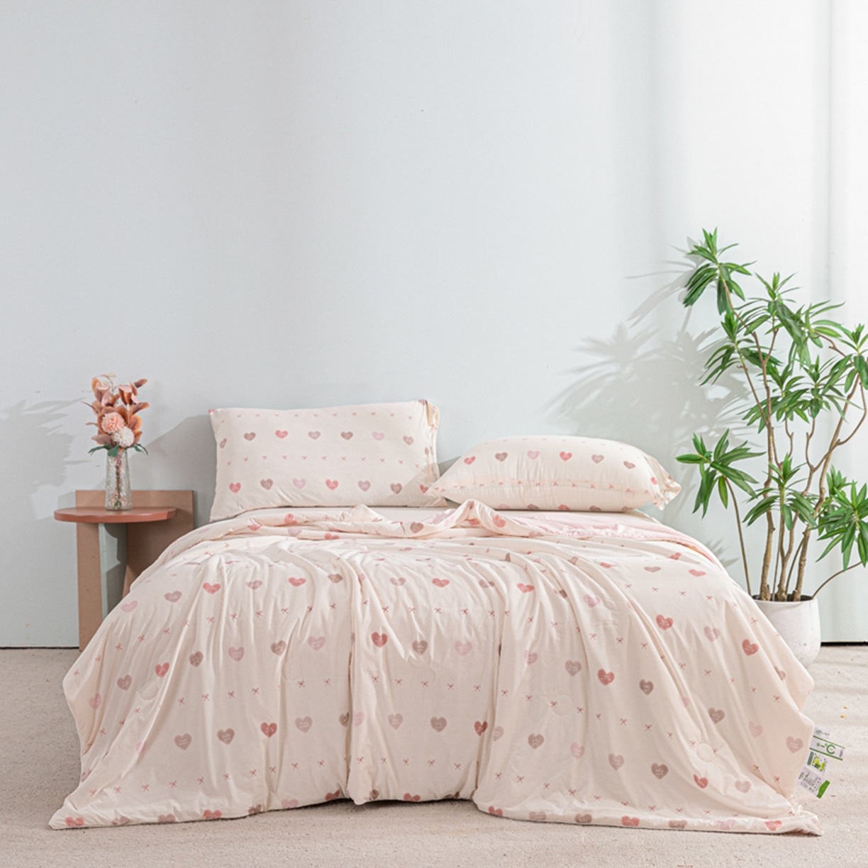 91家纺网 家纺一手货源 找家纺 漫仙阁家纺 2026年新款印花凉感丝夏被空调被学生夏凉被 心动