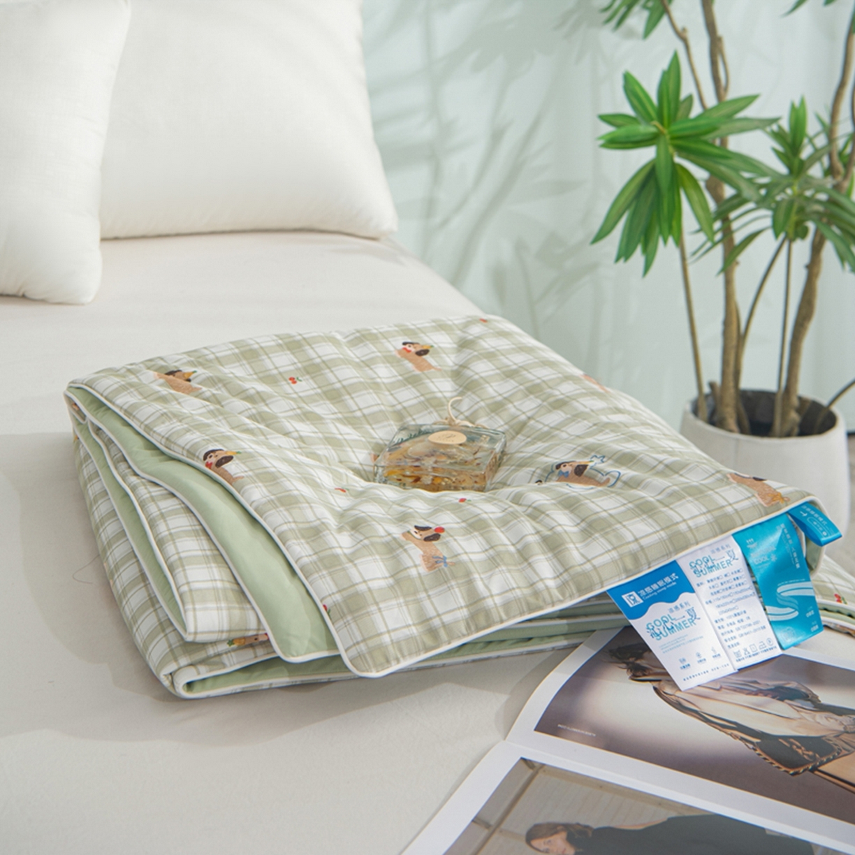 91家纺网 家纺一手货源 找家纺 漫仙阁家纺 2026年新款印花凉感丝夏被空调被学生夏凉被 腊肠狗