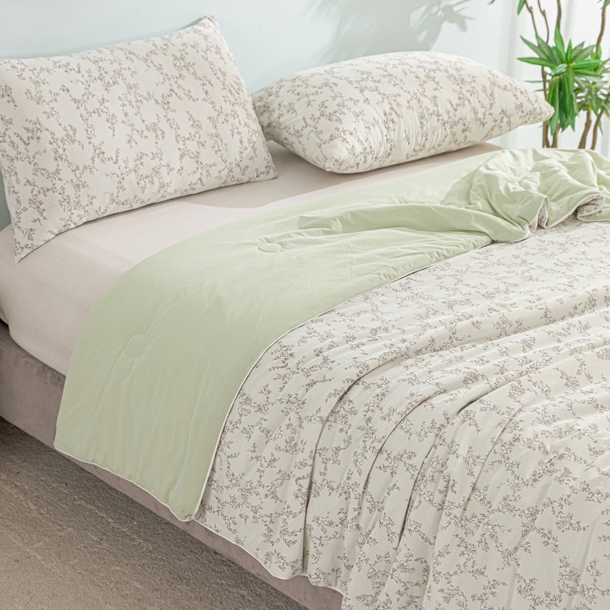 91家纺网 家纺一手货源 找家纺 漫仙阁家纺 2026年新款印花凉感丝夏被空调被学生夏凉被 夏礼