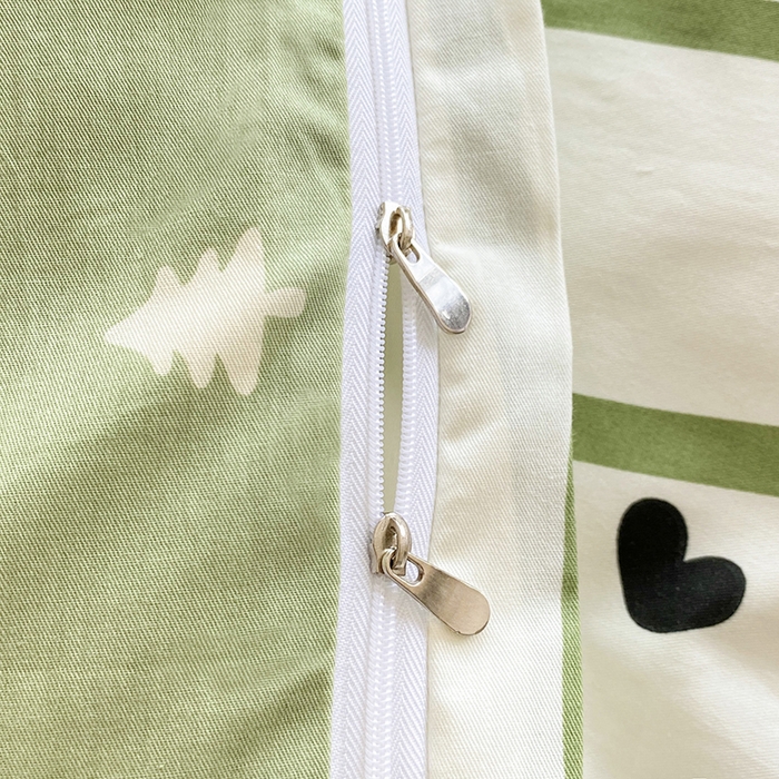 91家纺网 家纺一手货源 找家纺 宇彬家纺 2026直播新款13372A类全棉纯棉印花床单床笠款四件套和单被套喷气清新简约 萌宠乐园