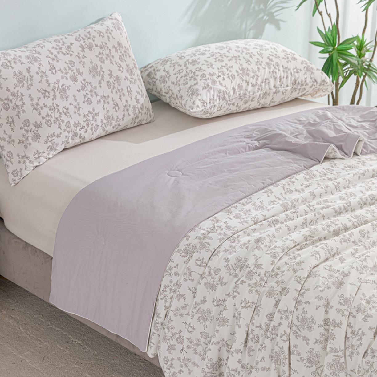 91家纺网 家纺一手货源 找家纺 漫仙阁家纺 2026年新款印花凉感丝夏被空调被学生夏凉被 香颂