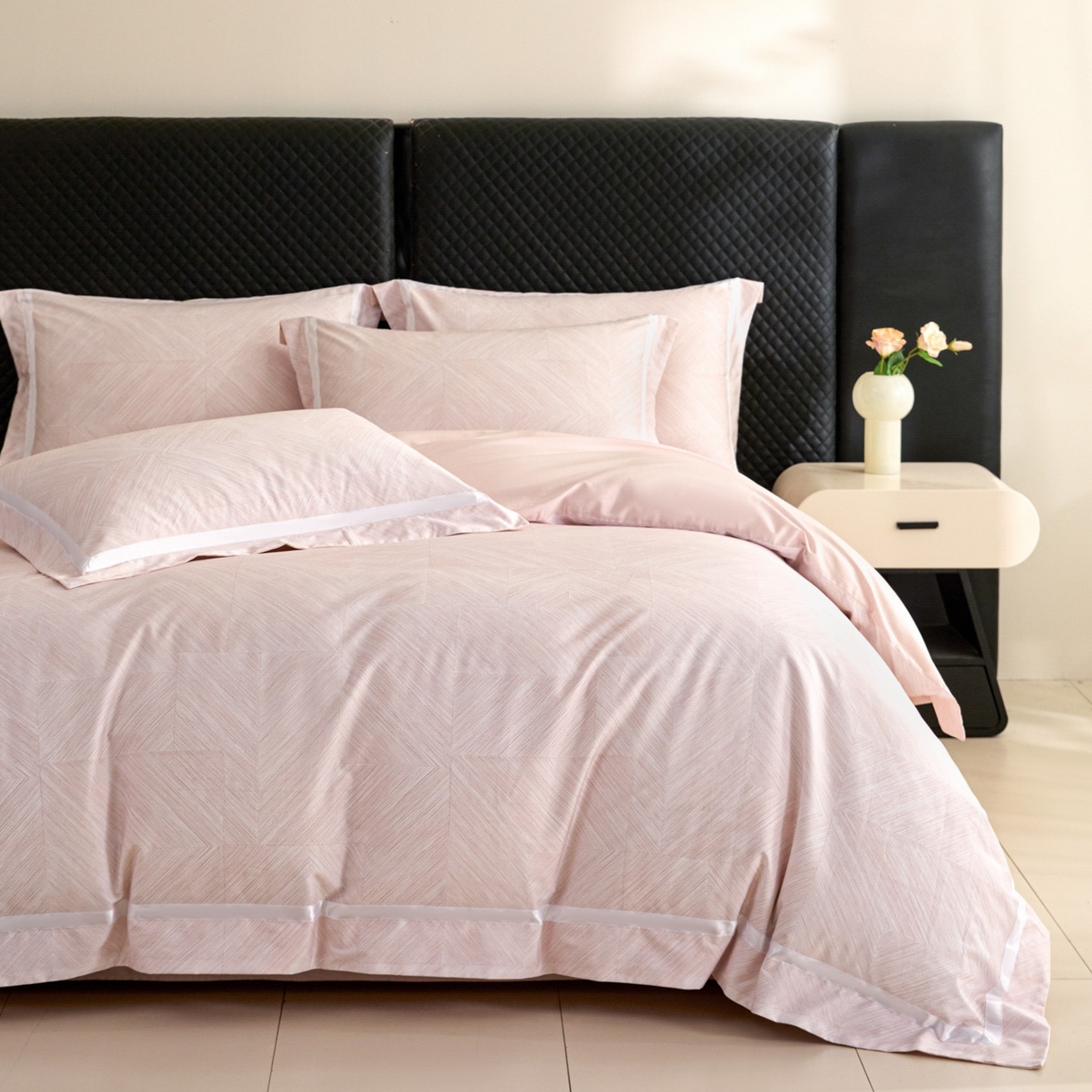 91家纺网 家纺一手货源 找家纺 新方向 【控价 提供买家秀】2026新款数码印花50s双股全棉贡缎长绒棉四件套-星河（控价 标准328元 加大348元） 星河-蔷薇粉