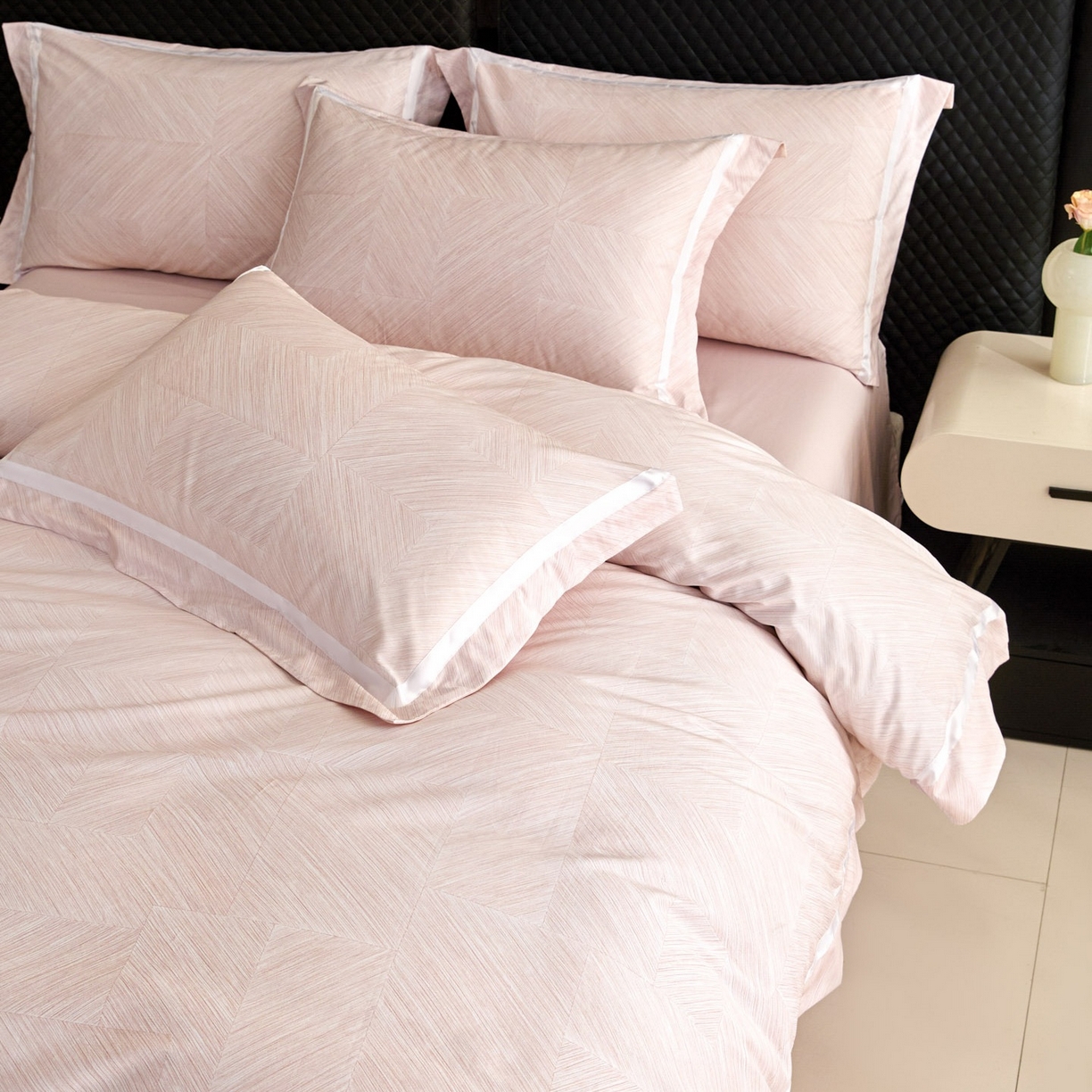 91家纺网 家纺一手货源 找家纺 新方向 【控价 提供买家秀】2026新款数码印花50s双股全棉贡缎长绒棉四件套-星河（控价 标准328元 加大348元） 星河-蔷薇粉