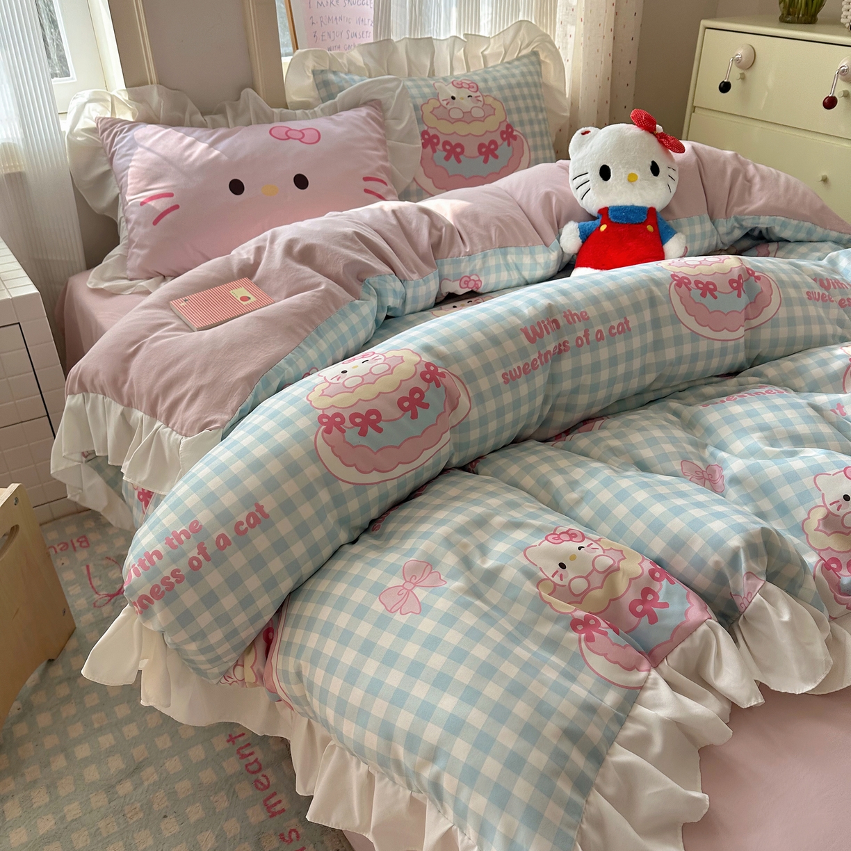 91家纺网 家纺一手货源 找家纺 沐慕 2026新款加厚款水洗棉云朵棉花边款四件套 M蛋糕猫咪