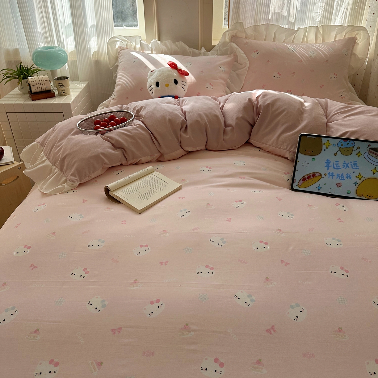 91家纺网 家纺一手货源 找家纺 沐慕 2026新款加厚款水洗棉云朵棉花边款四件套 M粉黛kt