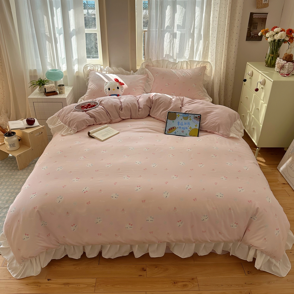 91家纺网 家纺一手货源 找家纺 沐慕 2026新款加厚款水洗棉云朵棉花边款四件套 M粉黛kt