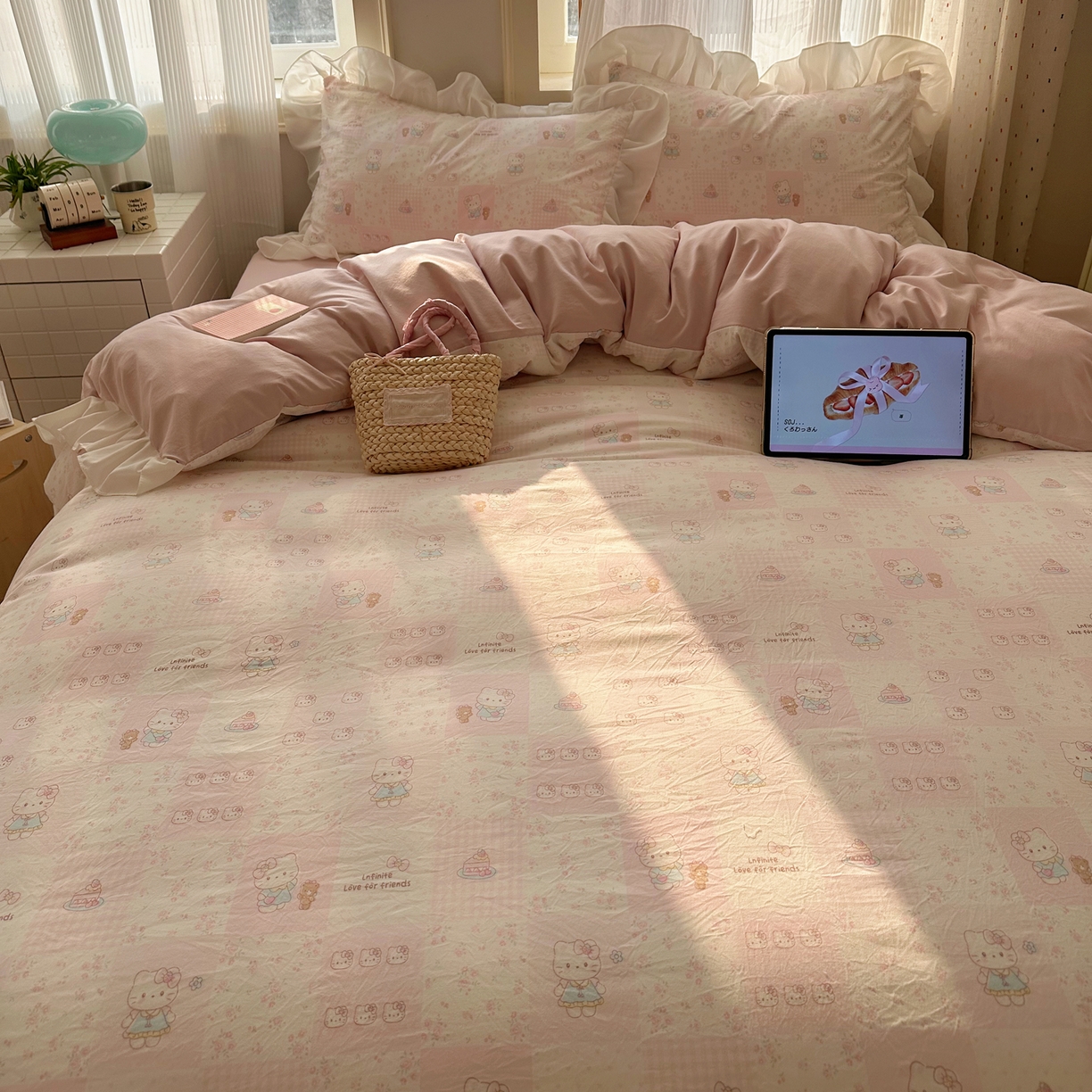 91家纺网 家纺一手货源 找家纺 沐慕 2026新款加厚款水洗棉云朵棉花边款四件套 M格子碎花喵