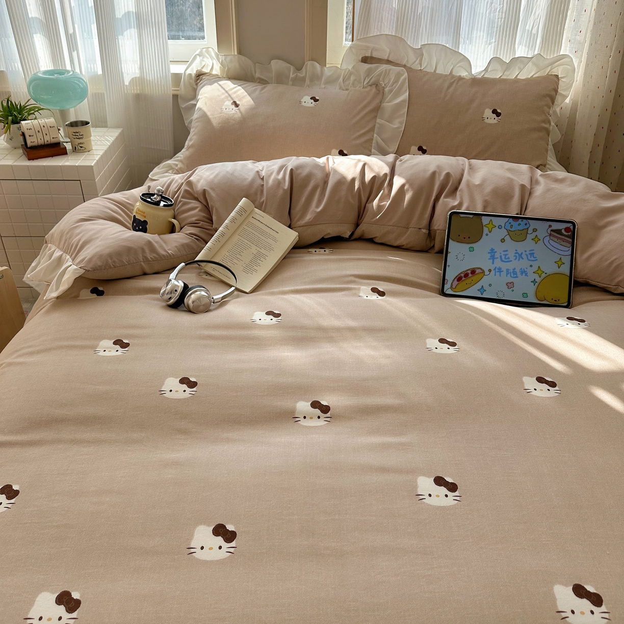 91家纺网 家纺一手货源 找家纺 沐慕 2026新款加厚款水洗棉云朵棉花边款四件套 M奶咖小喵