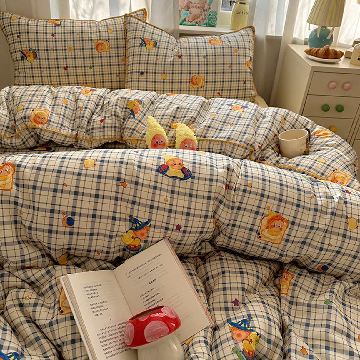 91家纺网 家纺一手货源 找家纺 桃子家居 2026新款A类纯棉有氧双层纱高品质贝壳边三角针工艺全棉四件套系列 棉双层纱-蓝格星星